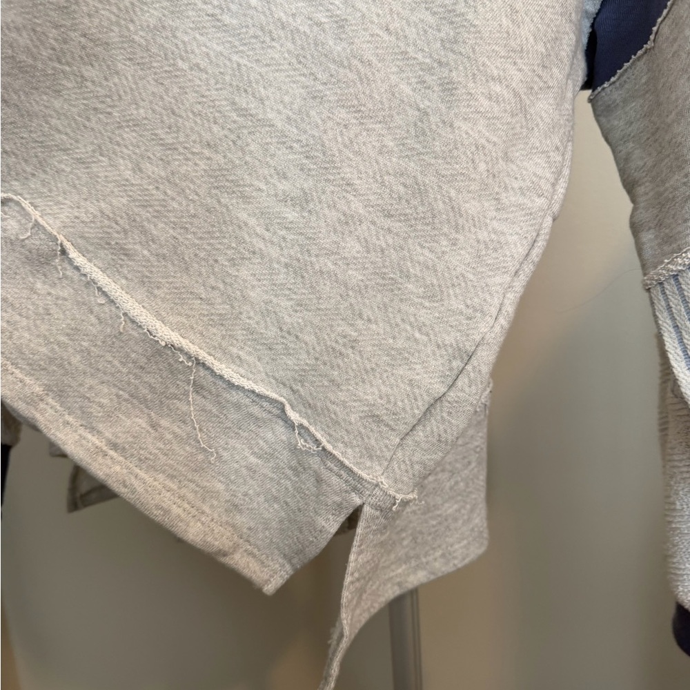 NWOT BUCKETLIST Harlow Color-Block Loose Fit Top - Picture 6 of 8